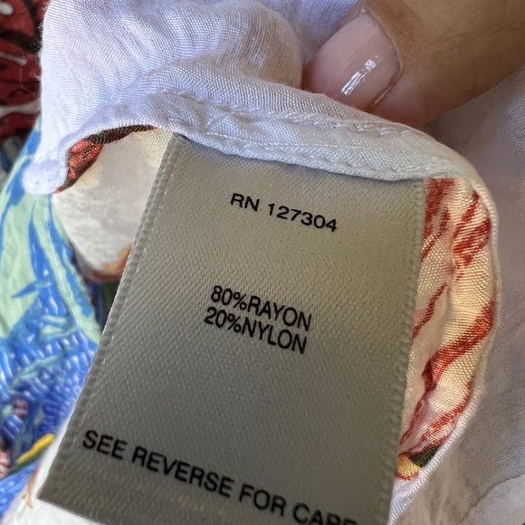 John Mark Sheer Floral Tunic Top Medium - Picture 7 of 9